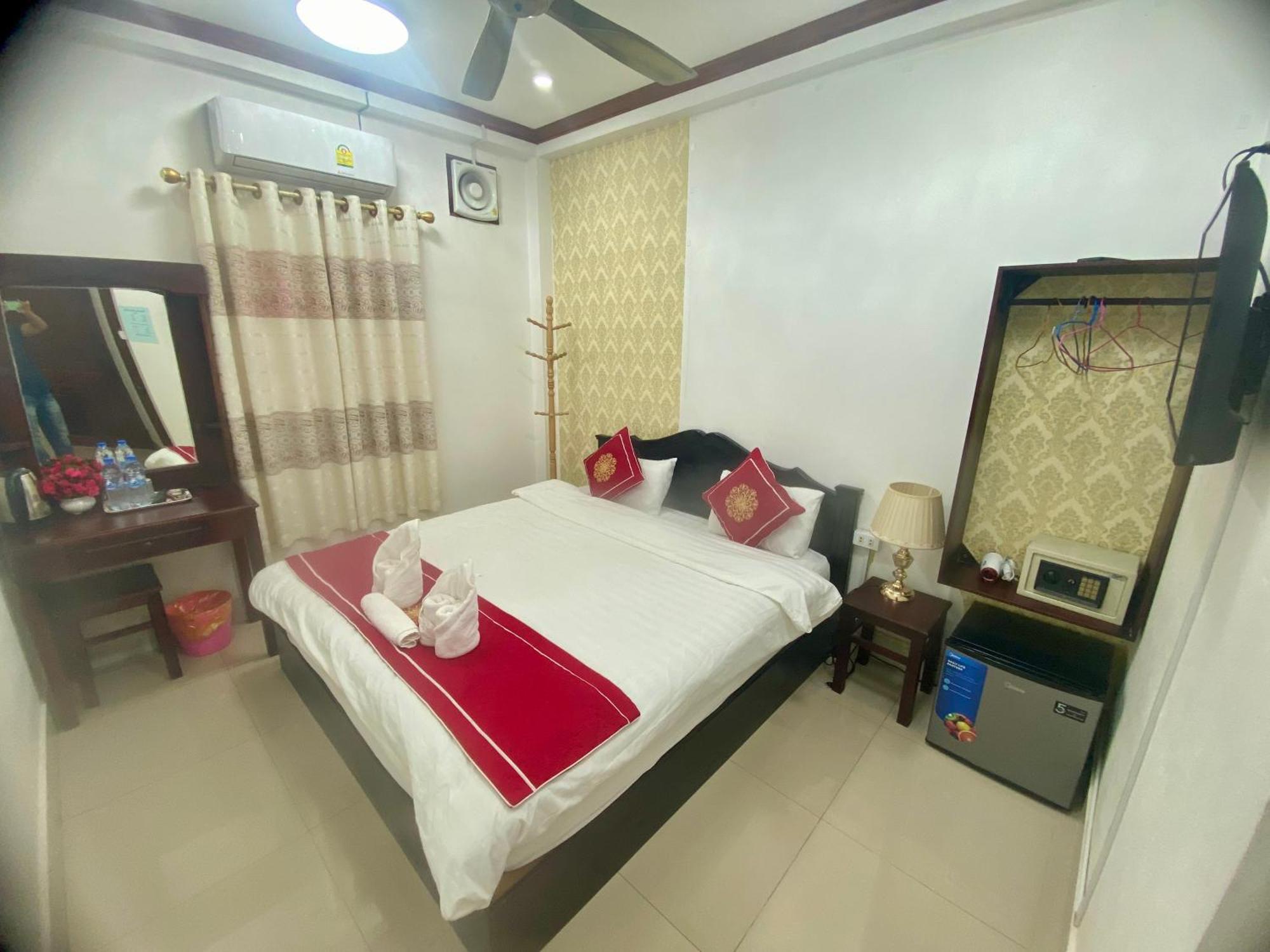 Luangprabang Villa Suan Keo Two Kültér fotó