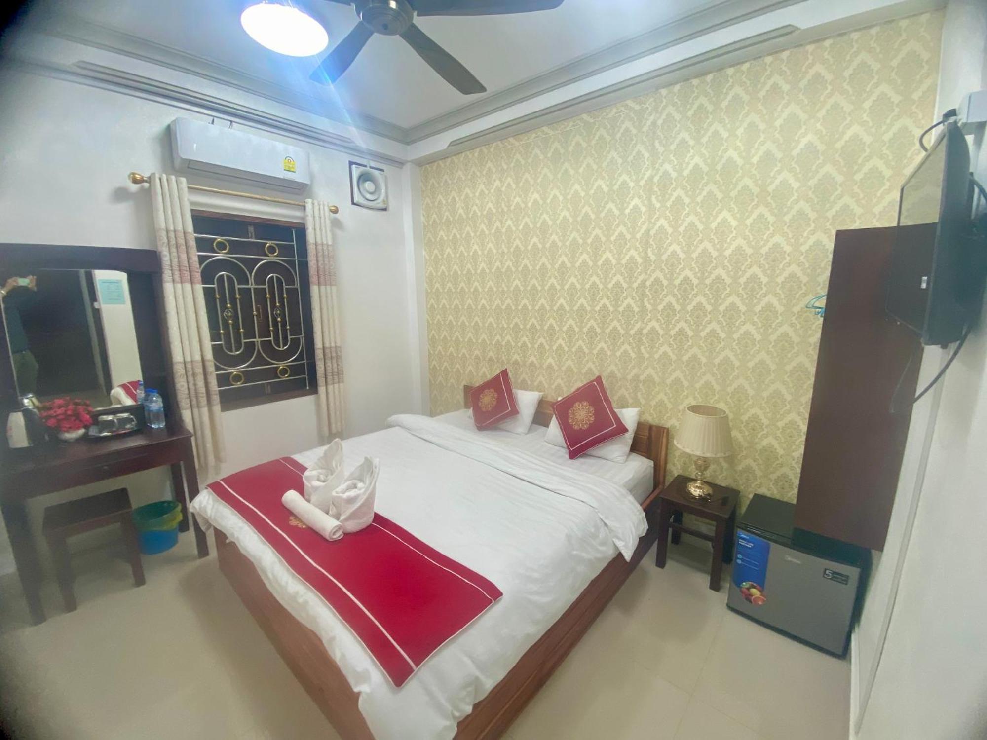 Luangprabang Villa Suan Keo Two Kültér fotó